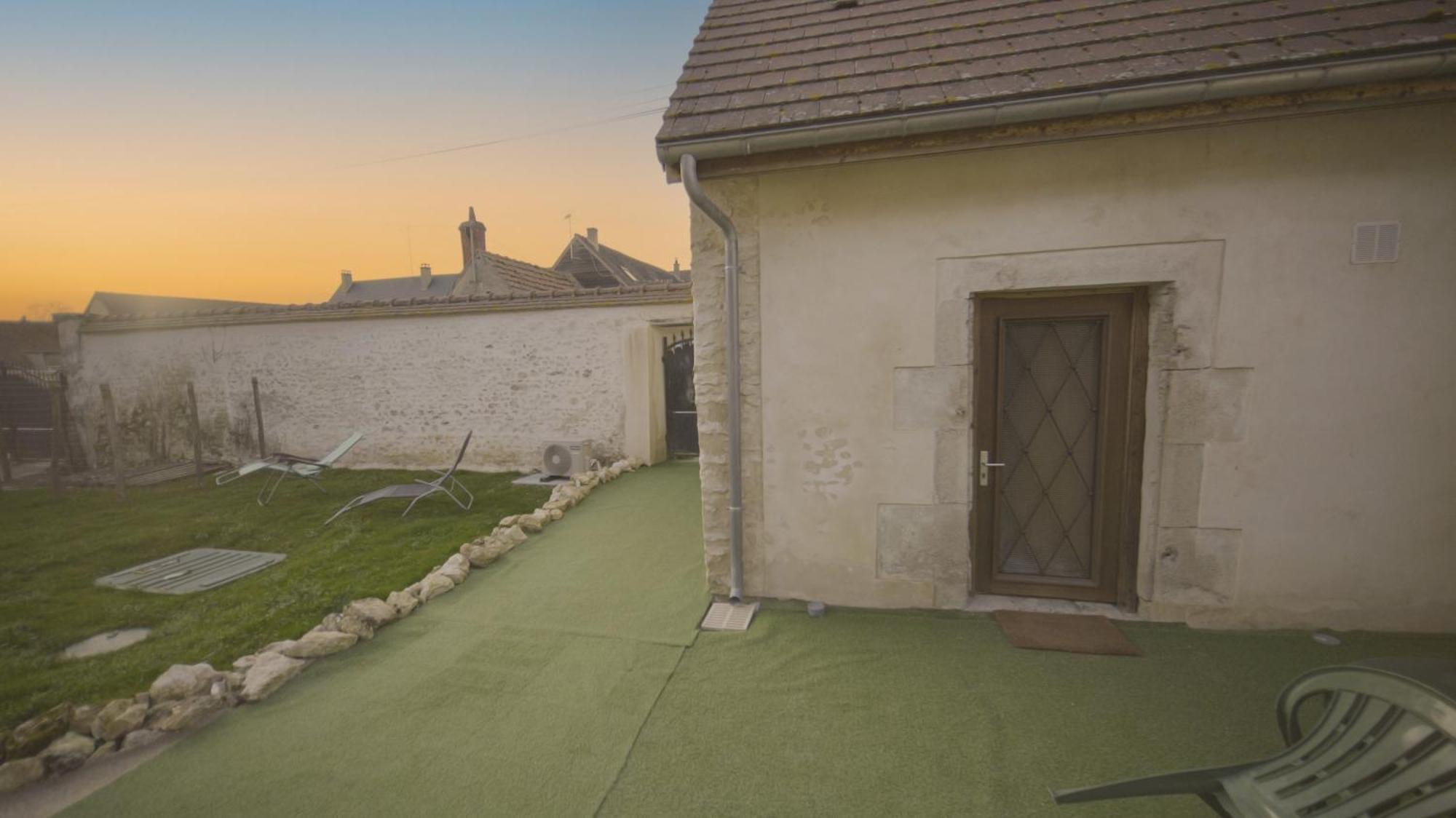 Escale A Boinville Prunay-le-Gillon Exteriör bild